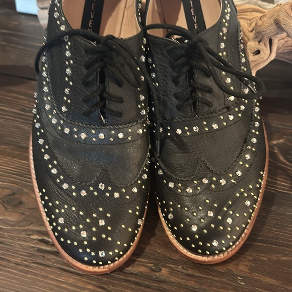 NWT STEVEN by Steve Madden Goldey rhinestone & studded oxford size 9.5 - Picture 3 of 8